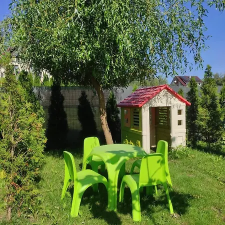 Apartment Domki Pod Katalpami Mikołajki